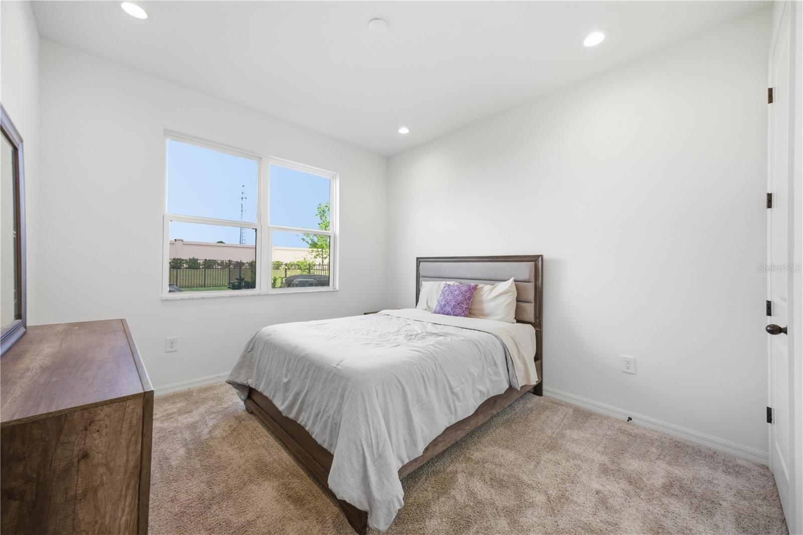 ISLES AT BAYVIEW PH I SUBPH A & B - Residential Lease