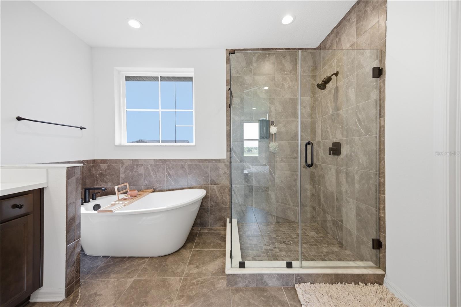 ISLES AT BAYVIEW PH I SUBPH A & B - Residential Lease
