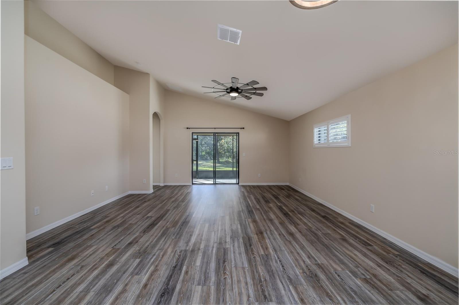 HALIFAX PLANTATION UN II - Residential