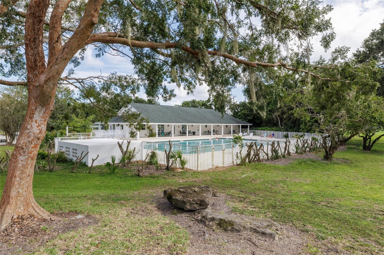 HALIFAX PLANTATION UN II - Residential