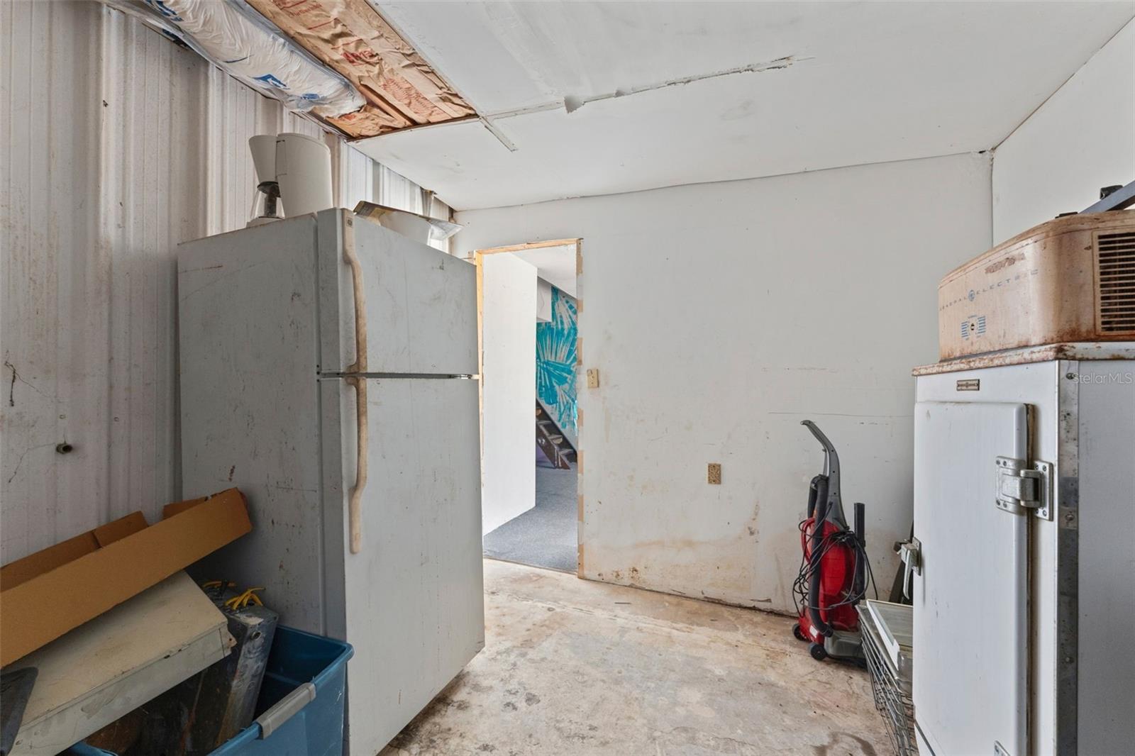 PINE KNOLL - Commercial Sale