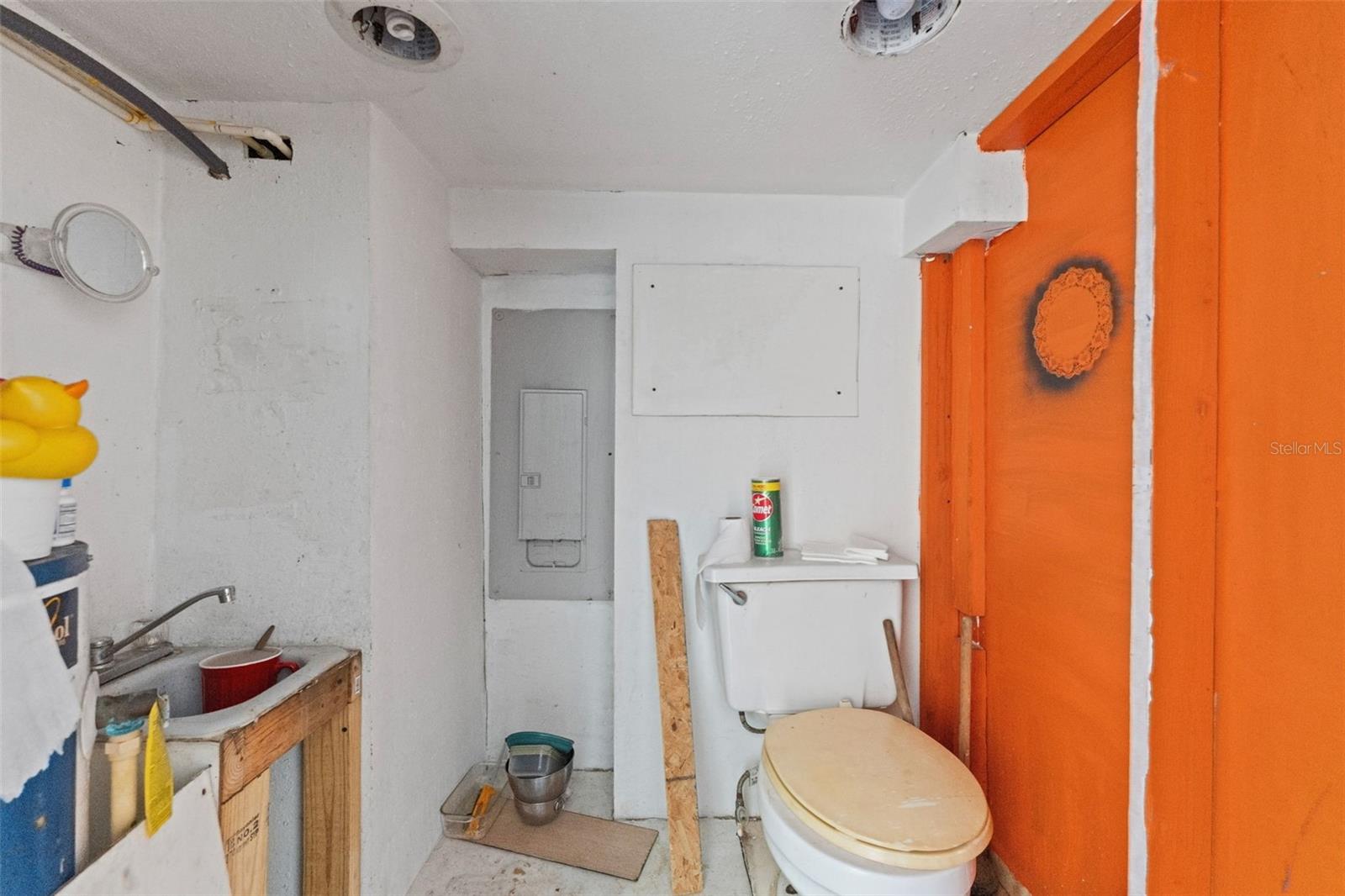 PINE KNOLL - Commercial Sale