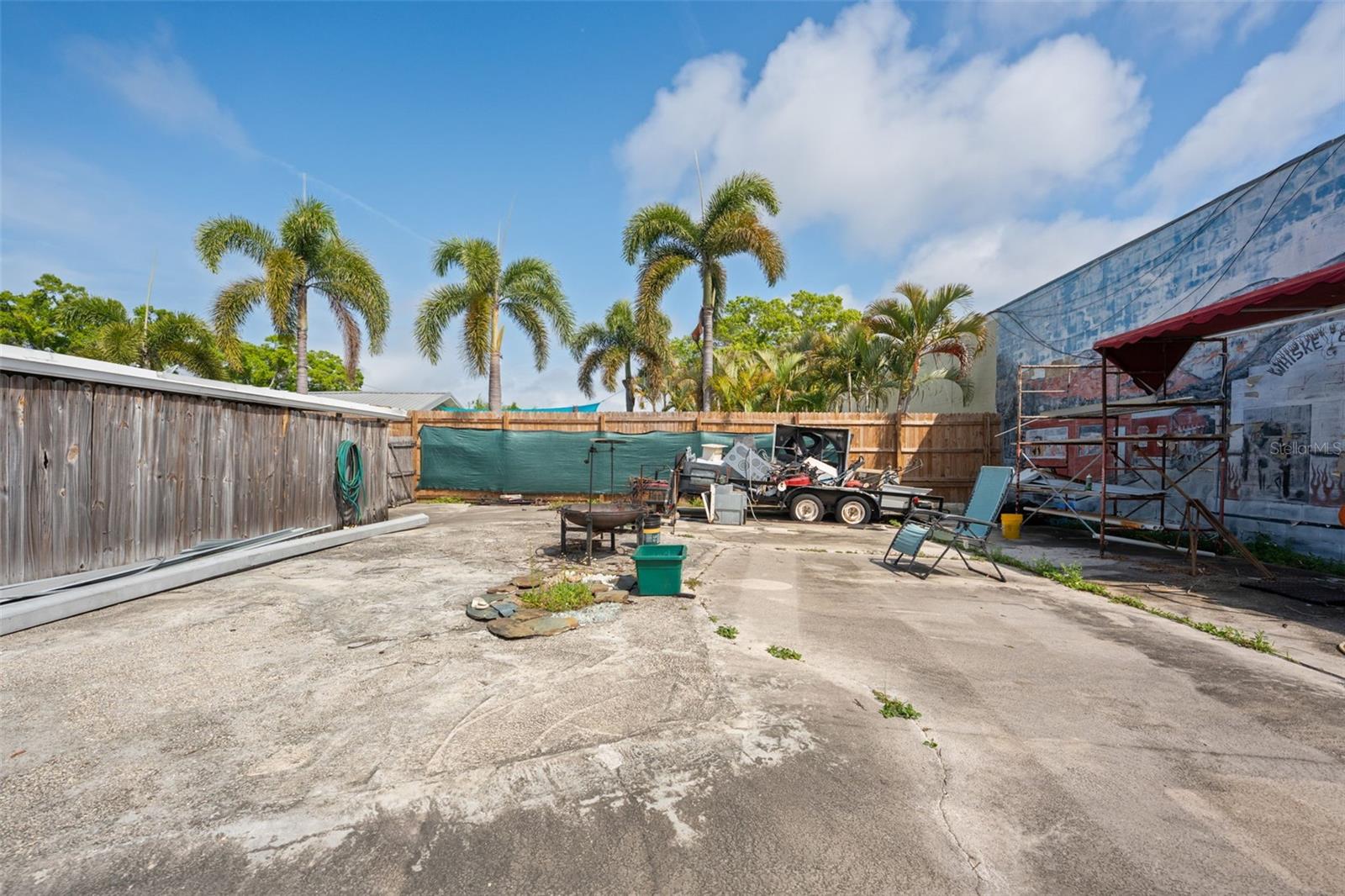 PINE KNOLL - Commercial Sale