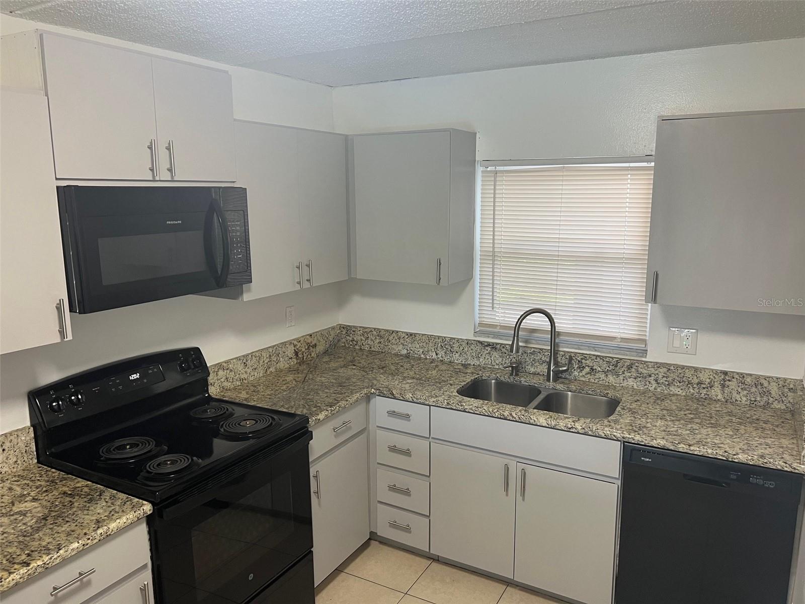 2860 SOMERSET PARK DRIVE 202