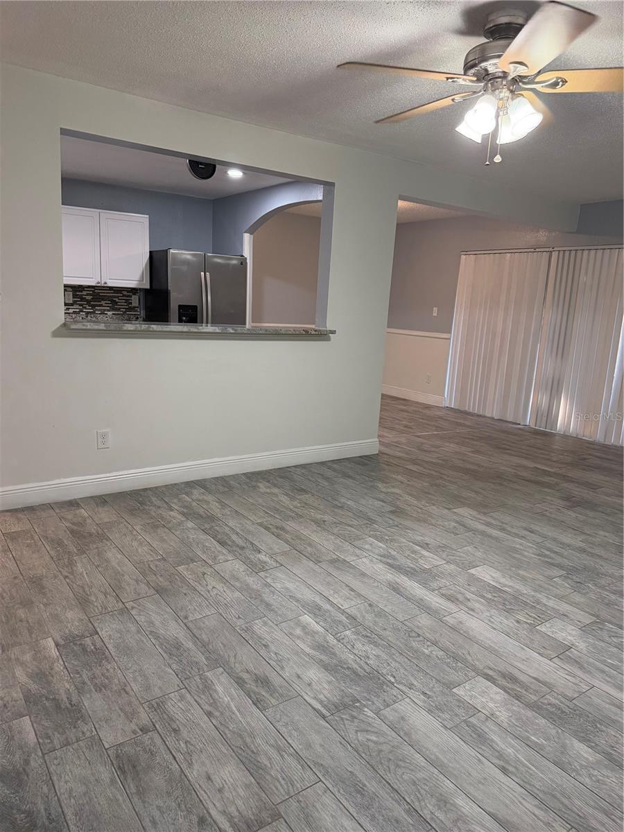 THE GREENS OF TOWNN COUNTRY - Residential