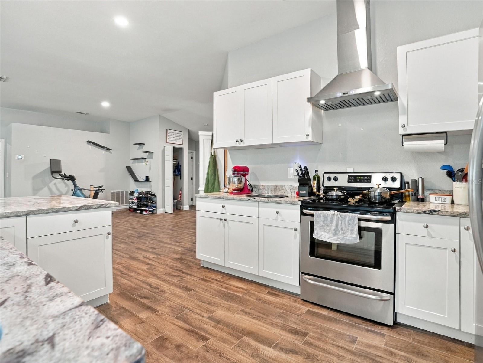 5604 REDHAWK DRIVE
