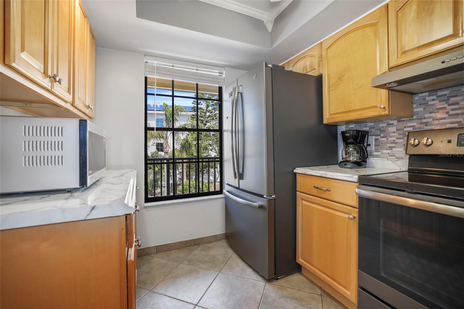 HARBOR POINTE CONDO - Residential