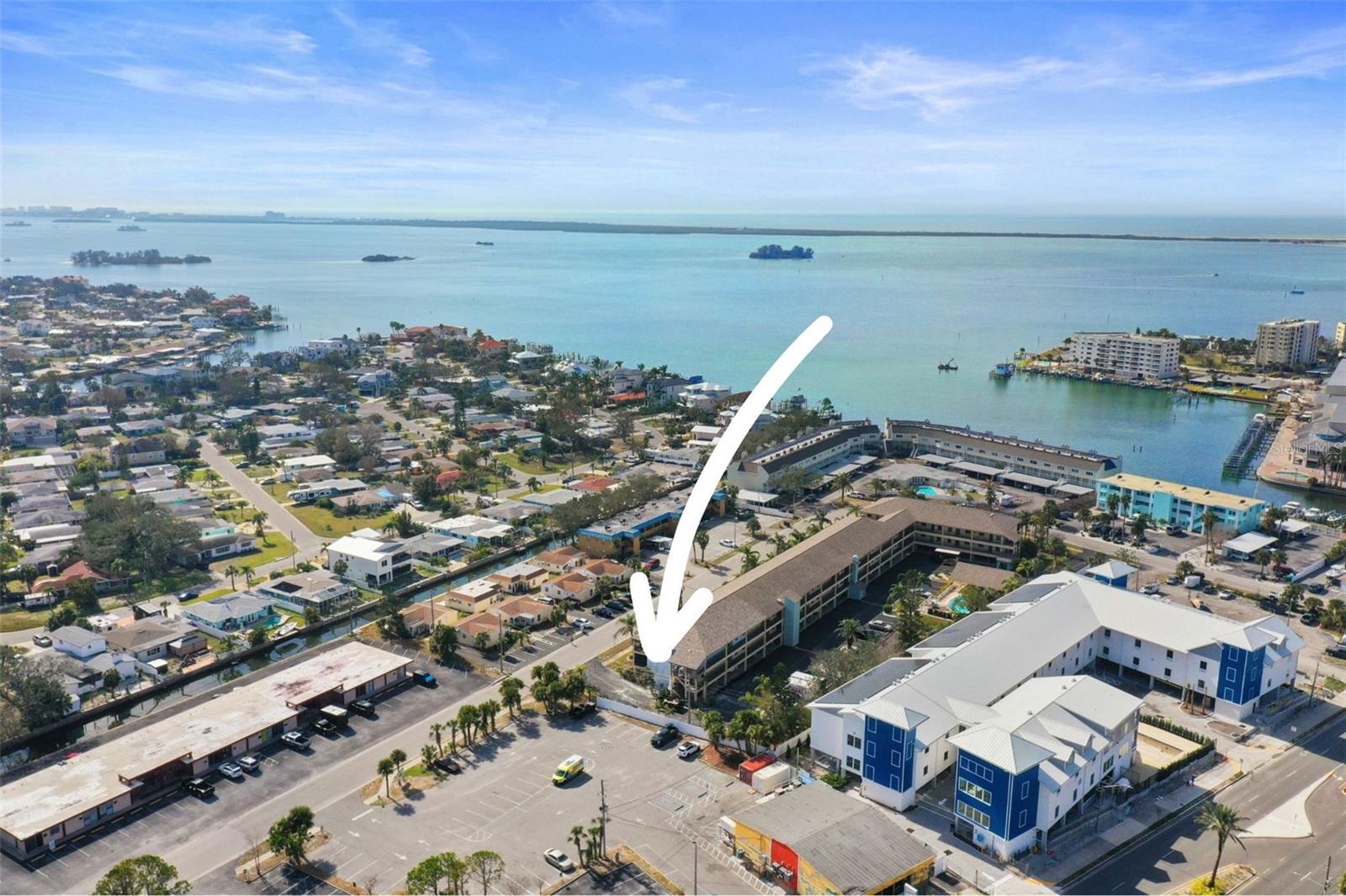 HARBOR POINTE CONDO - Residential