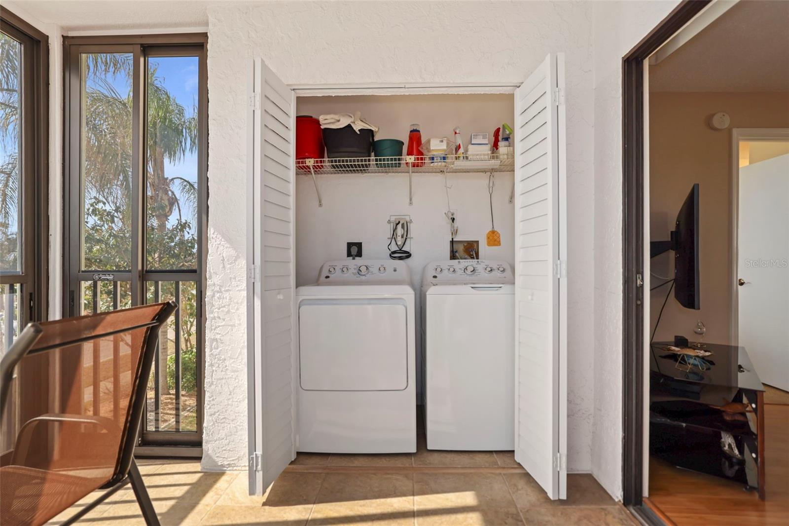 HARBOR POINTE CONDO - Residential