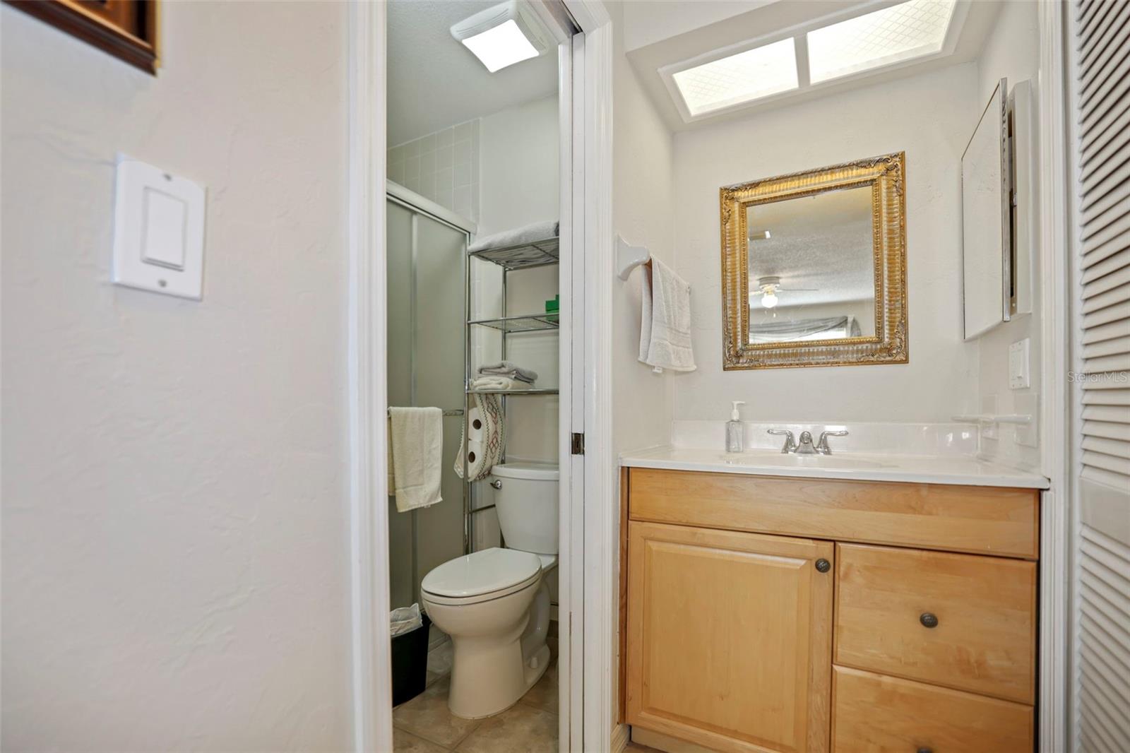 HARBOR POINTE CONDO - Residential