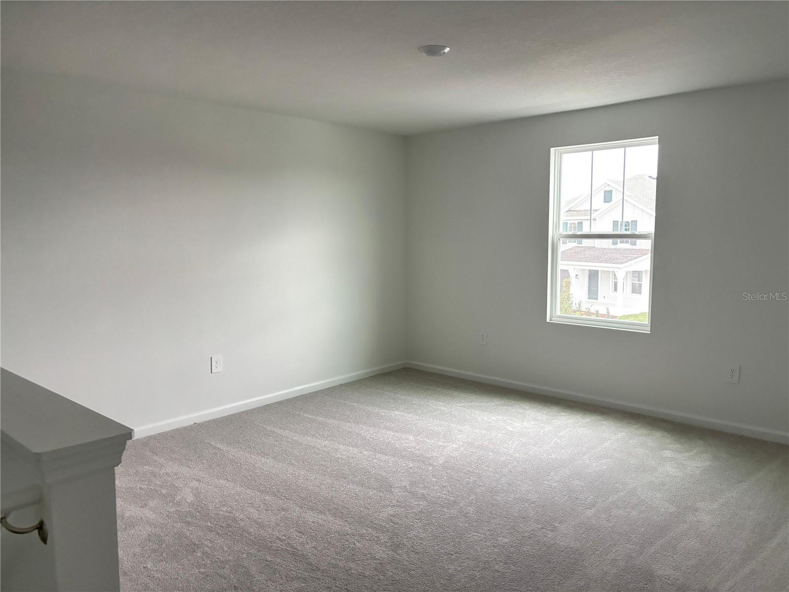 KNIGHTSBRIDGE 50S - Residential Lease