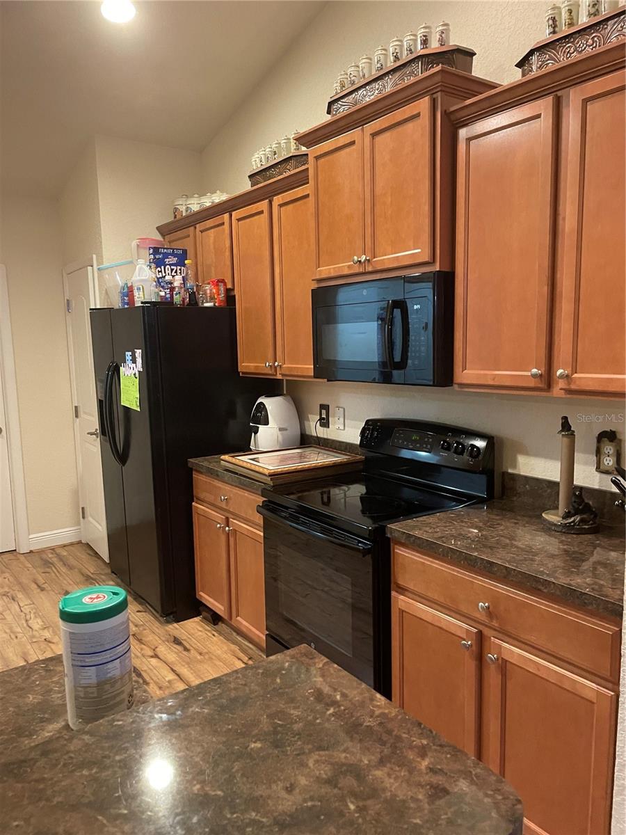 COBBLESTONE NORTH - Residential