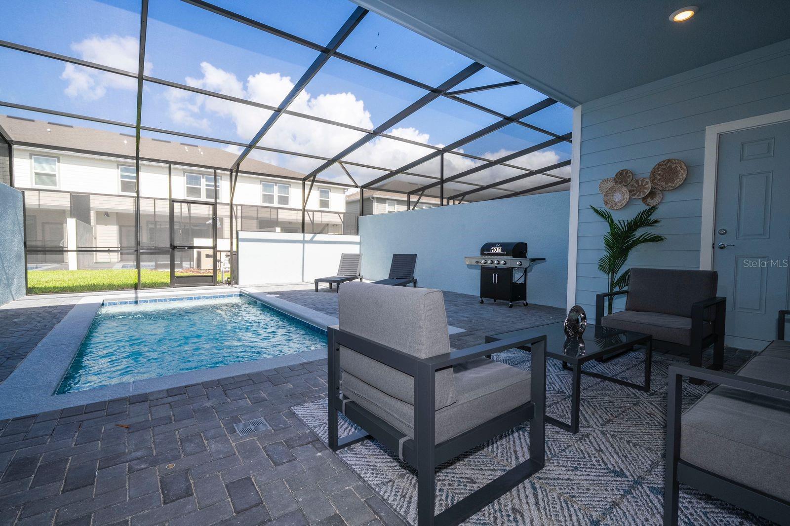 WINDSOR ISLAND RESIDENCE PH 3 - Residential