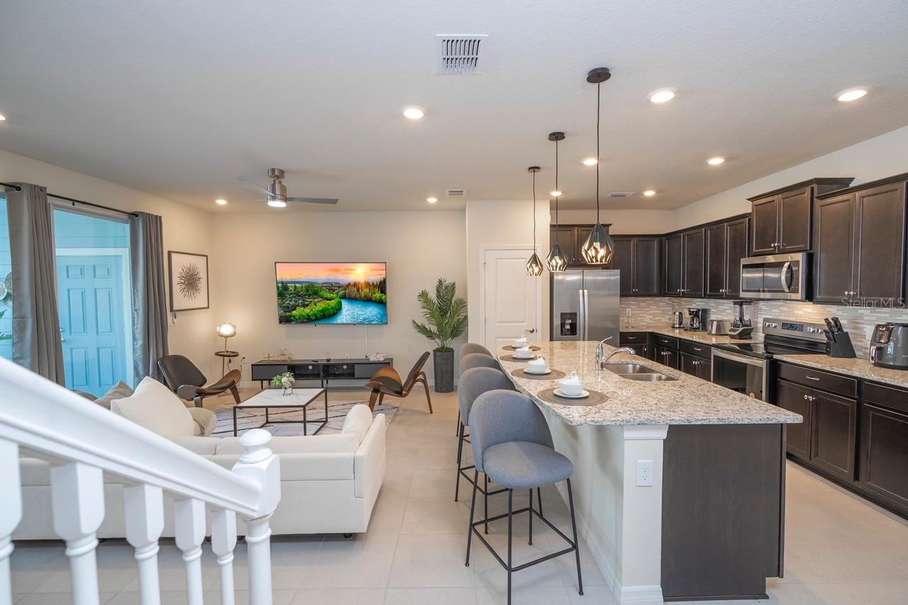 WINDSOR ISLAND RESIDENCE PH 3 - Residential
