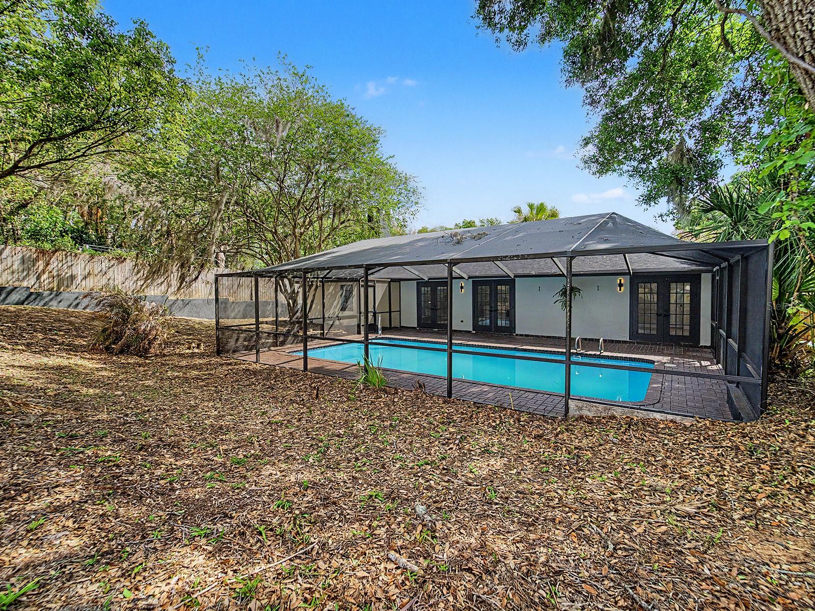 COUNTRY OAKS LAKELAND - Residential