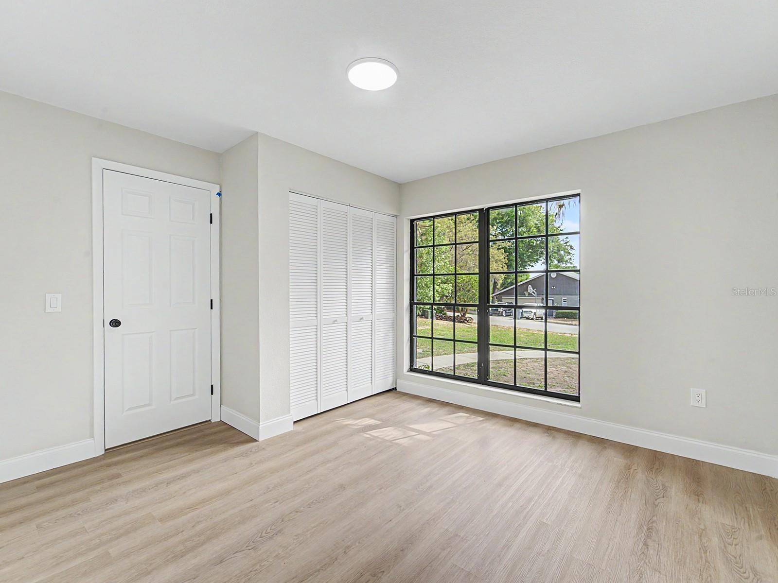 COUNTRY OAKS LAKELAND - Residential