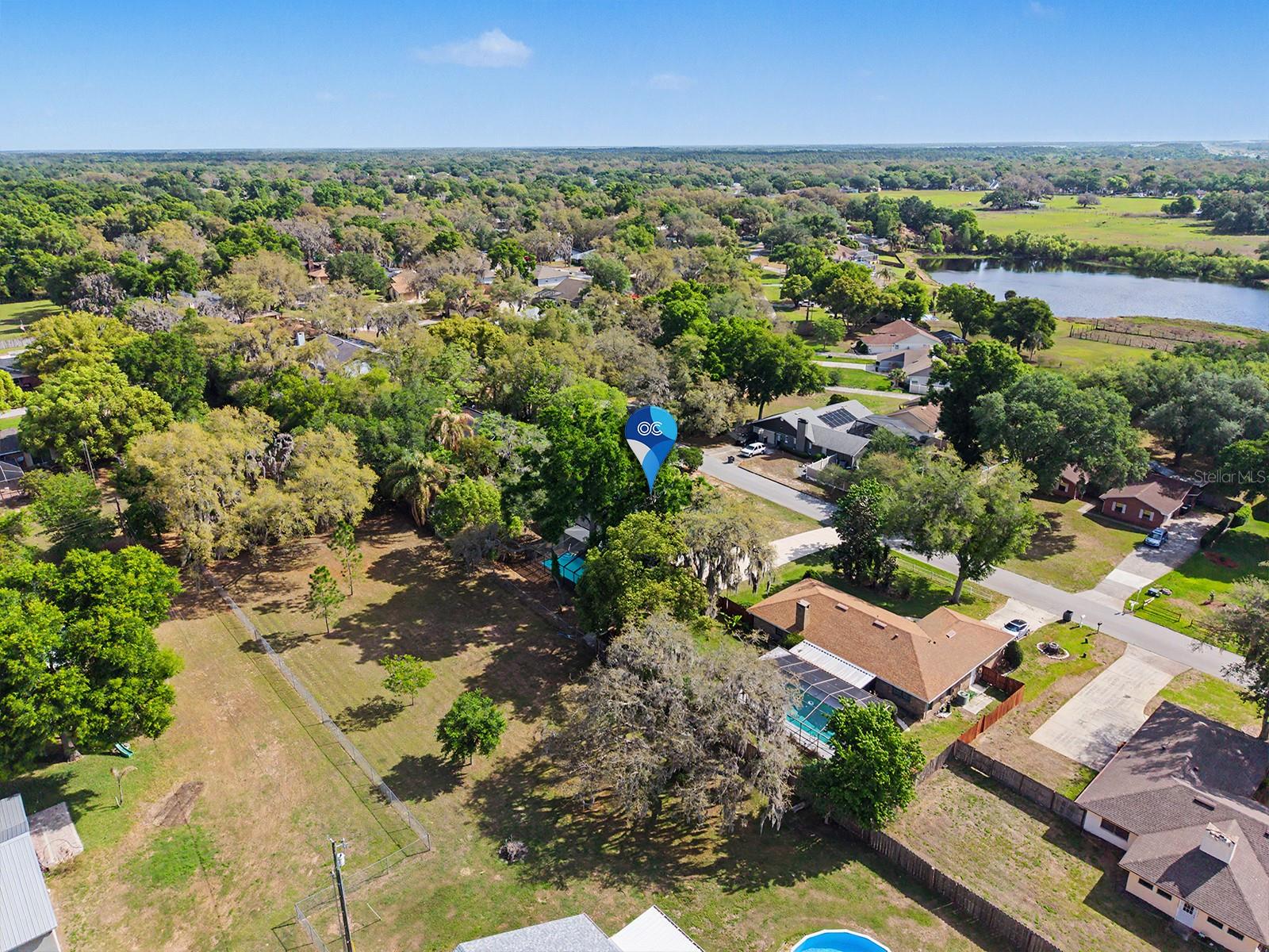 COUNTRY OAKS LAKELAND - Residential