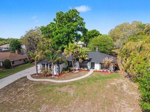 Photo of 6918 Odoniel Loop W, Lakeland, FL 33809 (MLS # TB8493967)