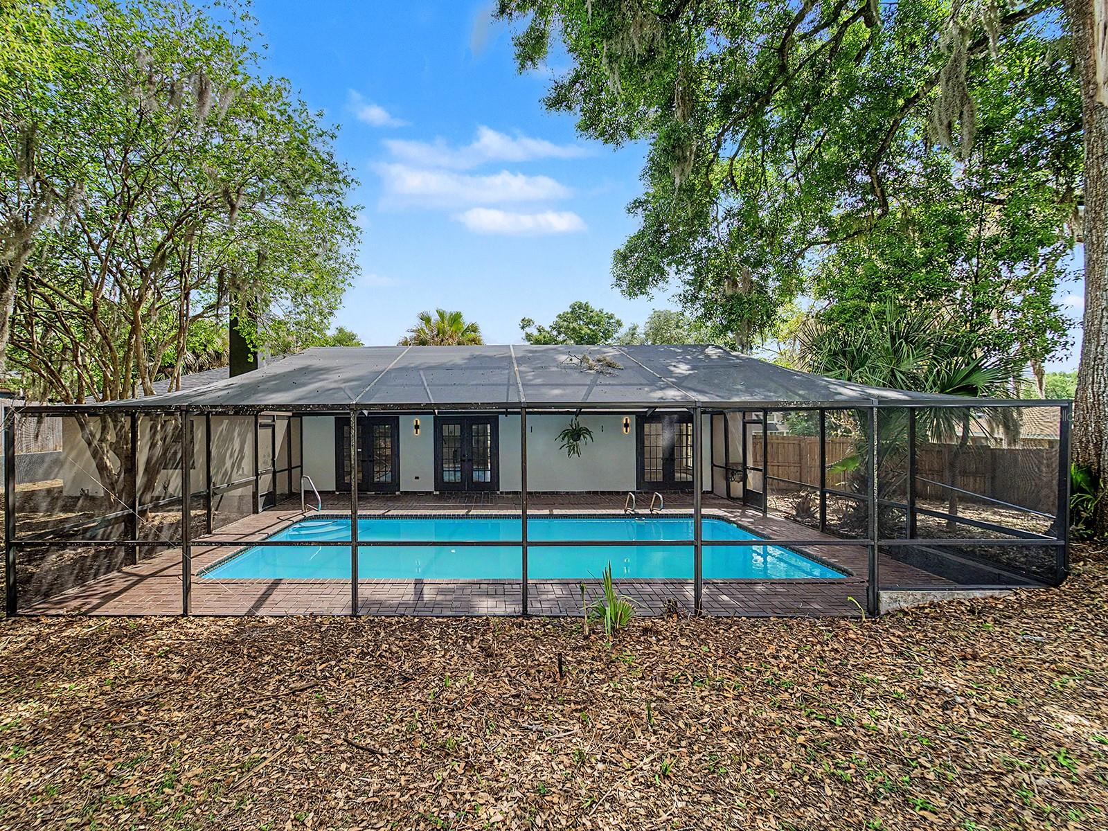 COUNTRY OAKS LAKELAND - Residential