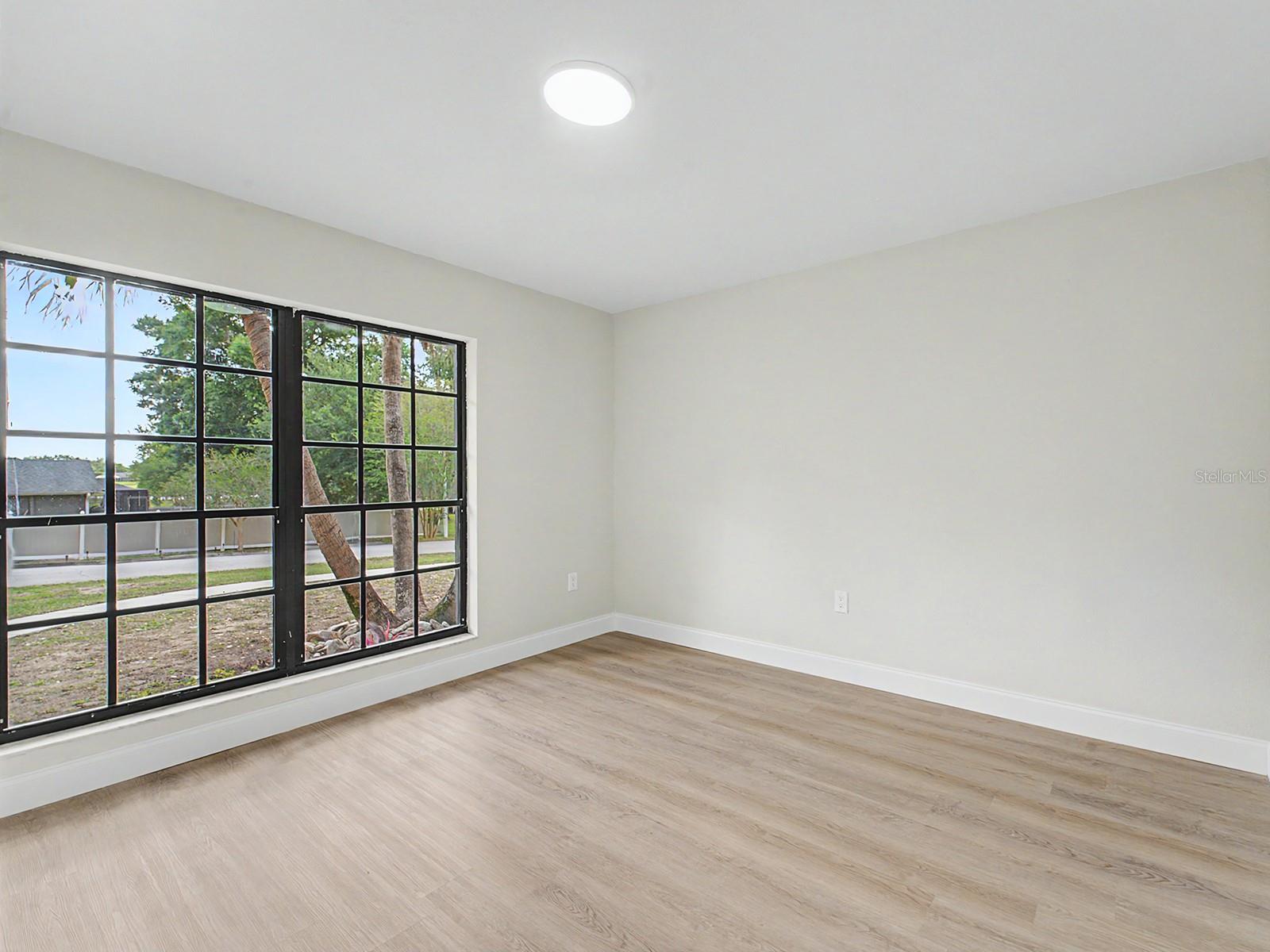 COUNTRY OAKS LAKELAND - Residential