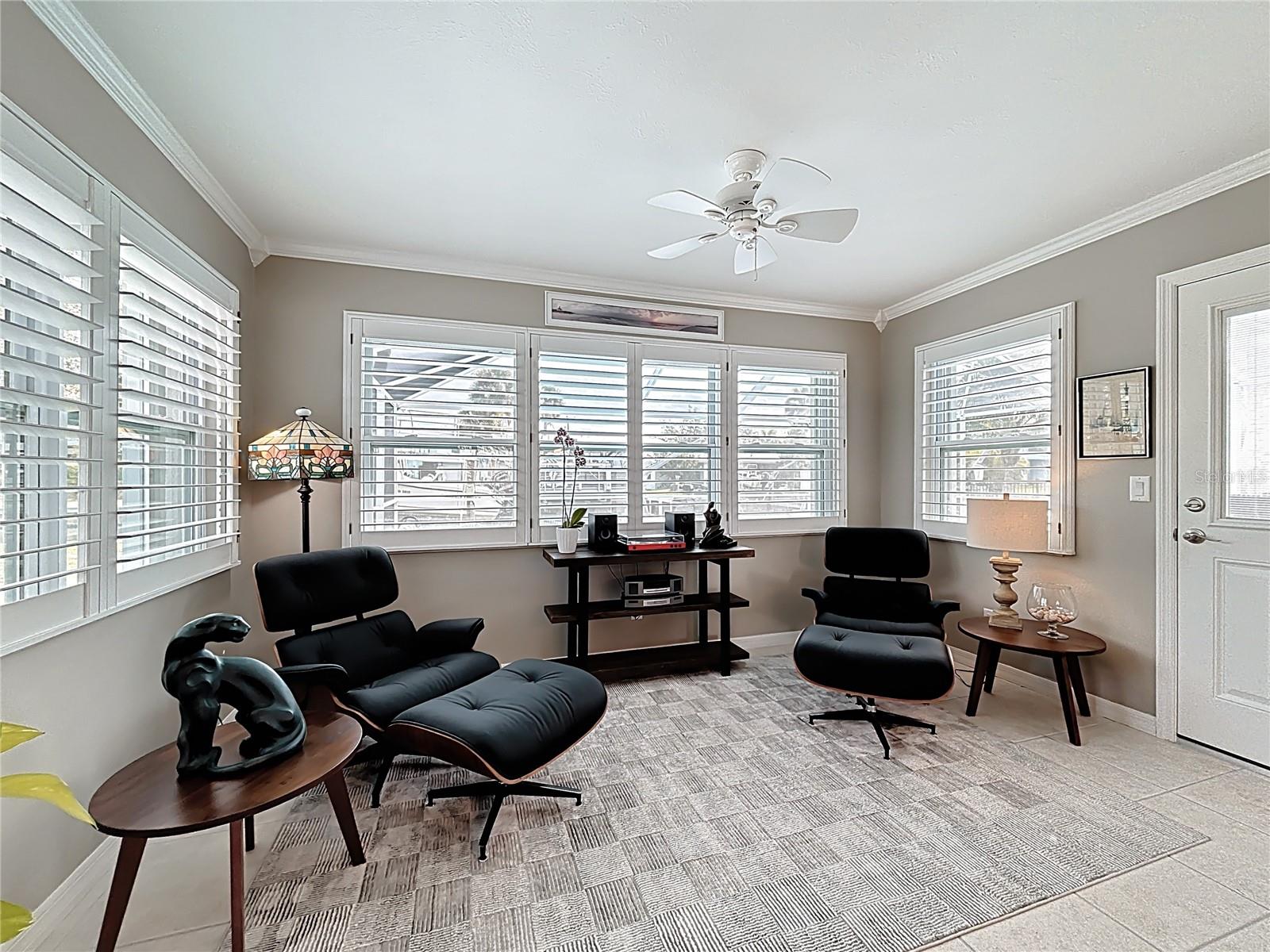 PALM POINT - Residential