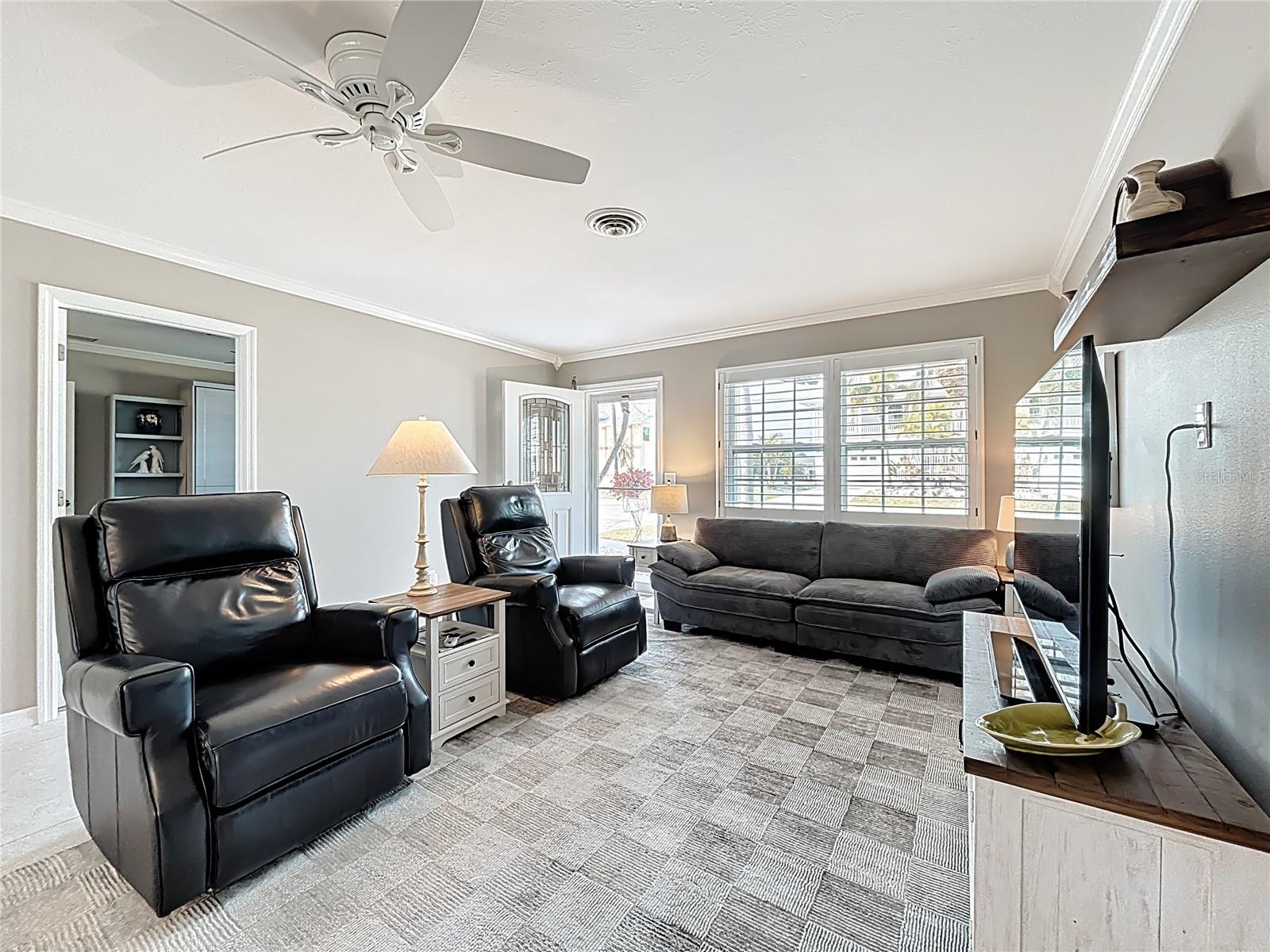 PALM POINT - Residential