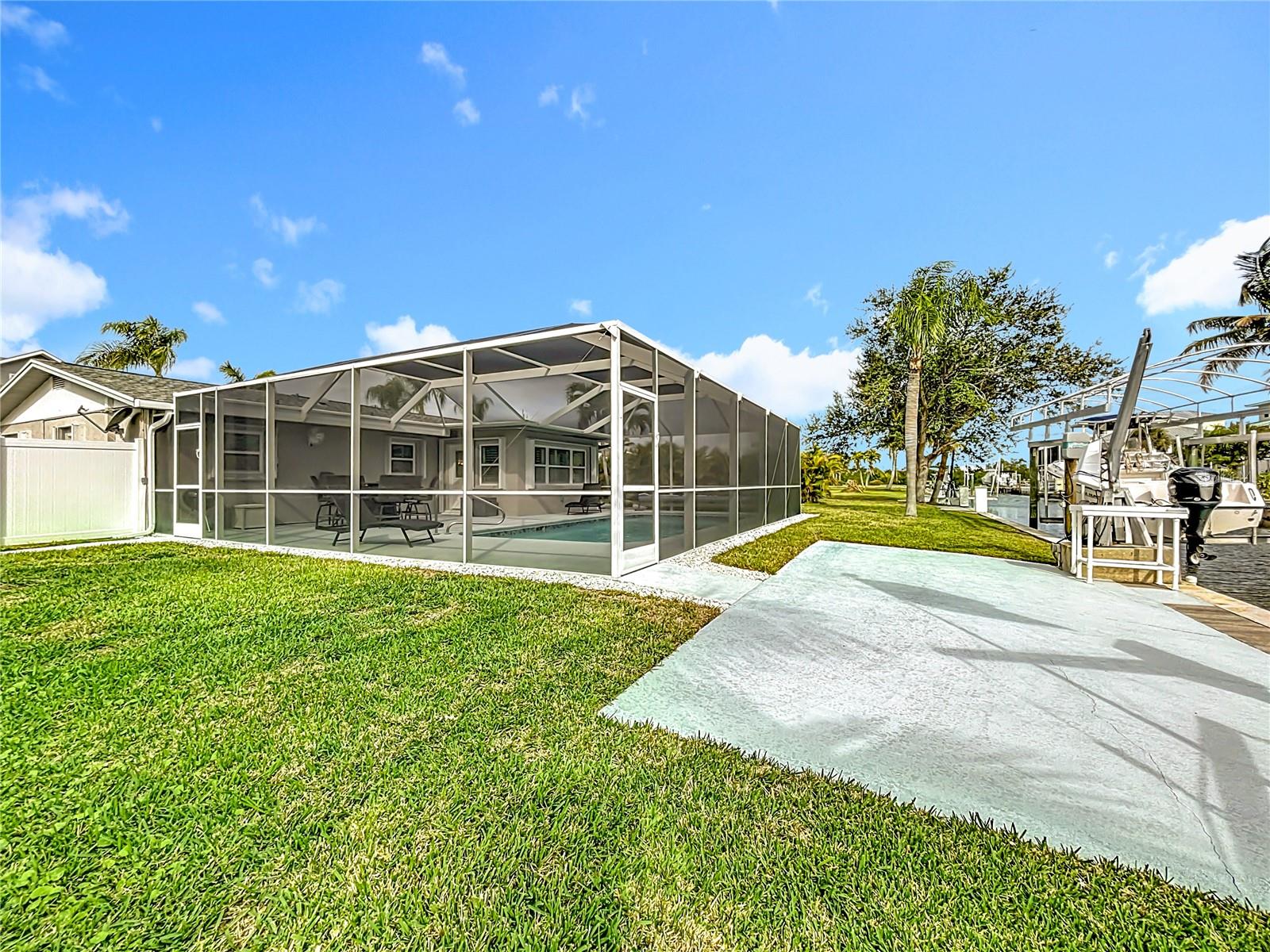 PALM POINT - Residential