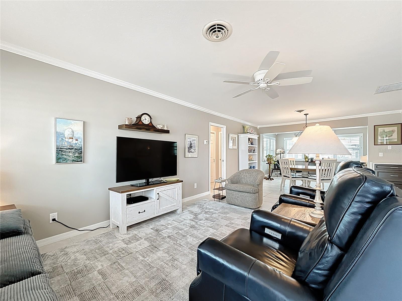 PALM POINT - Residential