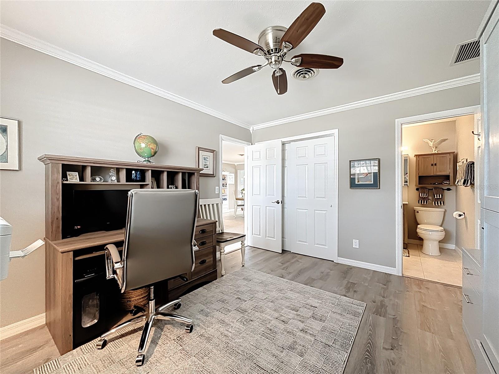 PALM POINT - Residential