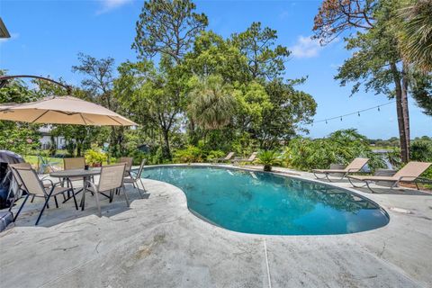 A home in LONGWOOD