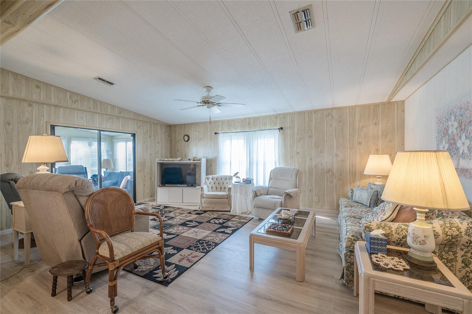 LAKE CONLEY MHP - Residential