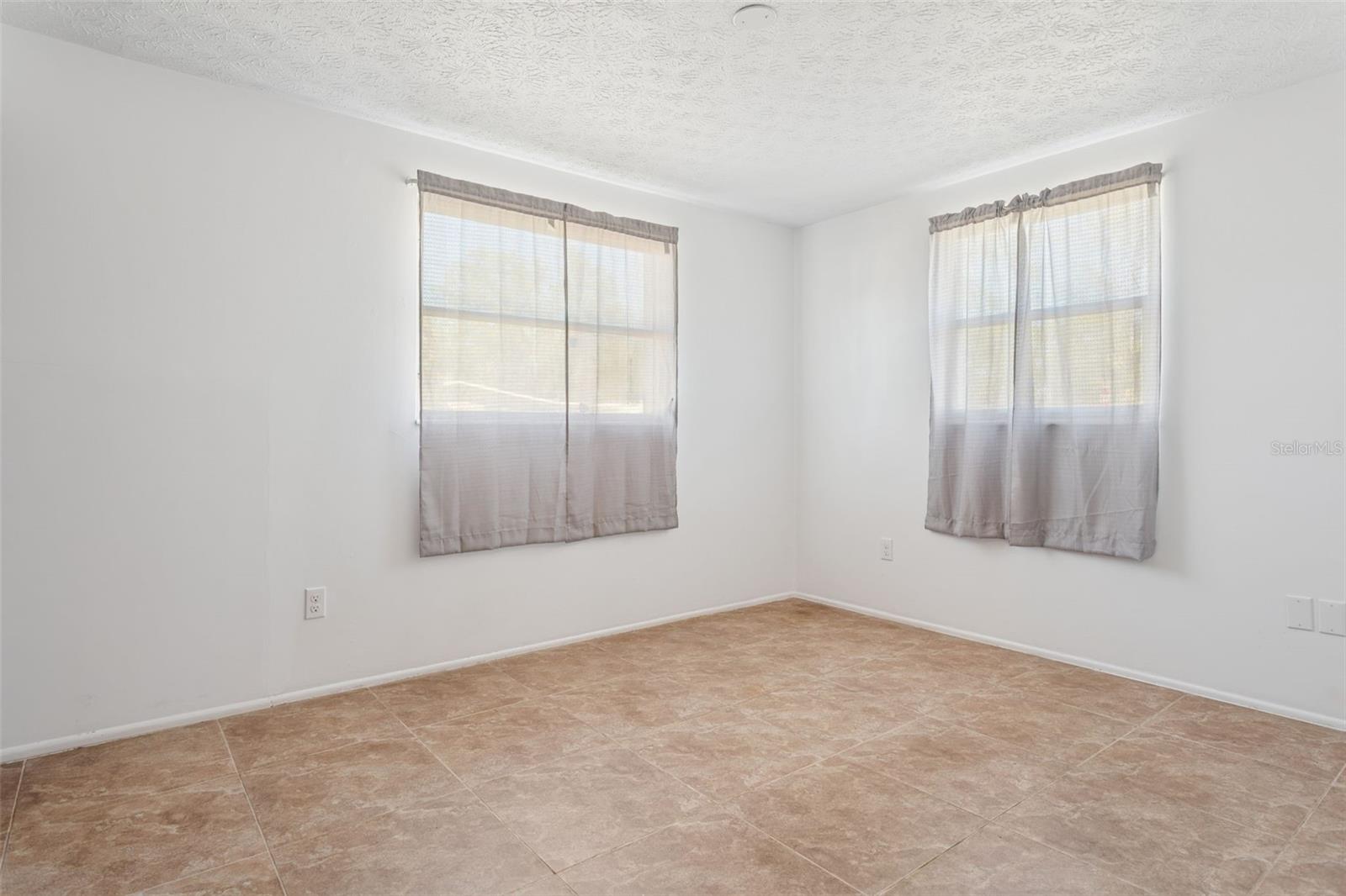 BUFFALO ESTATES UNIT 3 - Residential