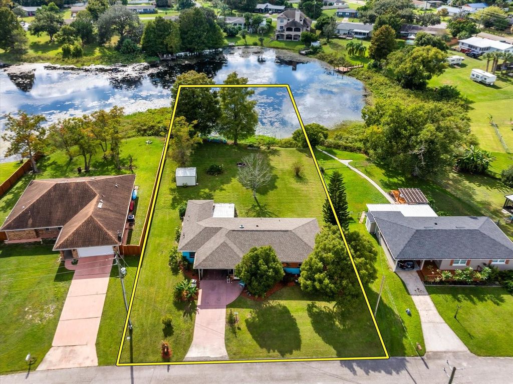 Photo of 9 Poinsettia Drive, Debary, FL 32713 (MLS # O6353316)