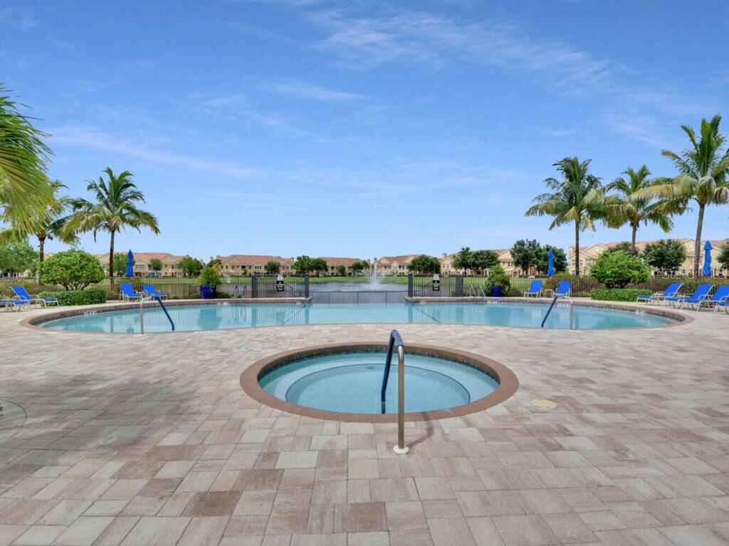 CONCORDIA/CAPE CORAL - Residential