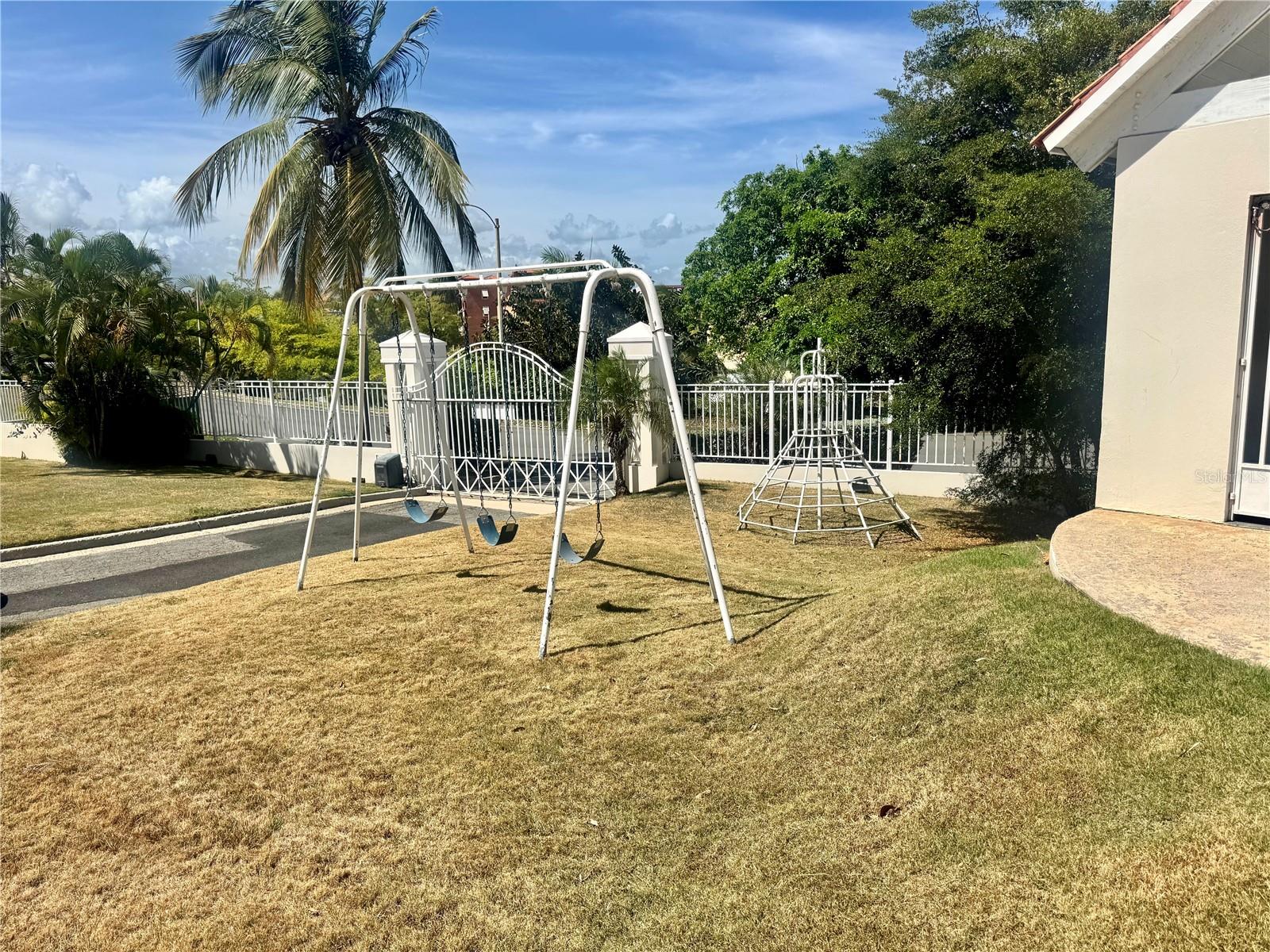 PALMARINA CLUB - Residential