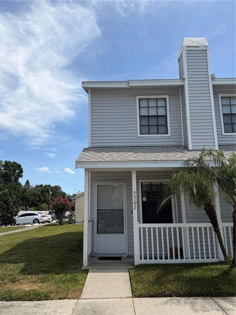3 beds bed, 2.5 baths bath property at 5302 Ladywell Court, Tampa, FL 33624