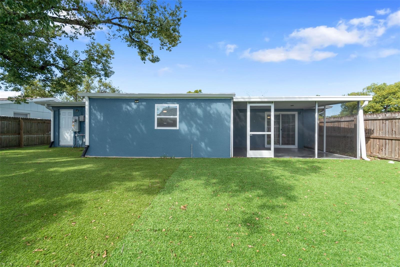 BEACON SQUARE - Residential