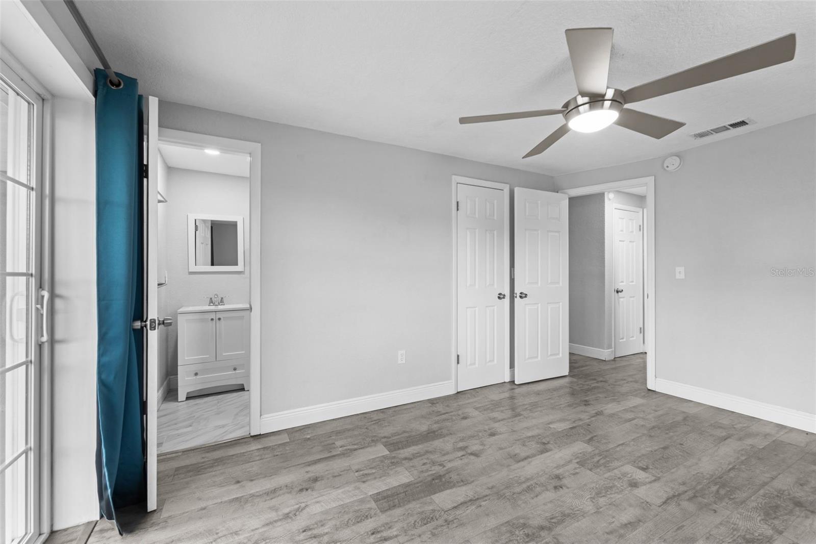 BEACON SQUARE - Residential