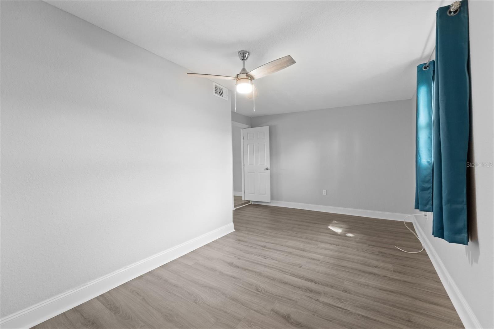 BEACON SQUARE - Residential