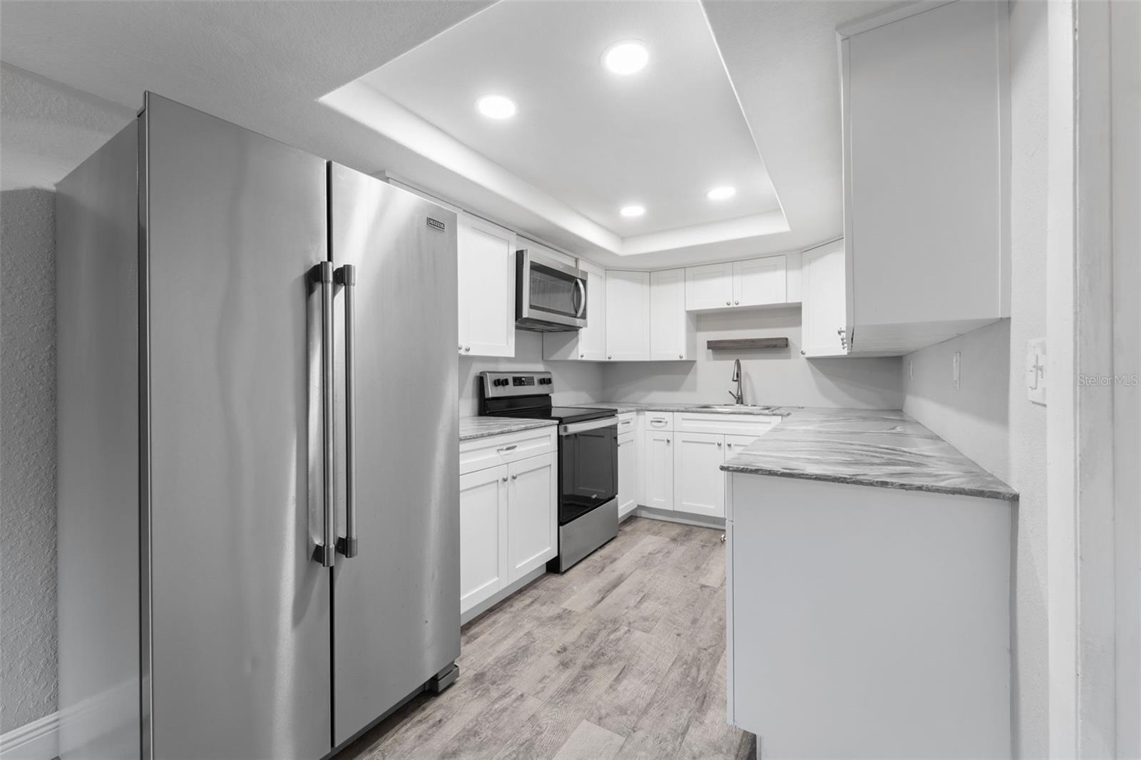 BEACON SQUARE - Residential