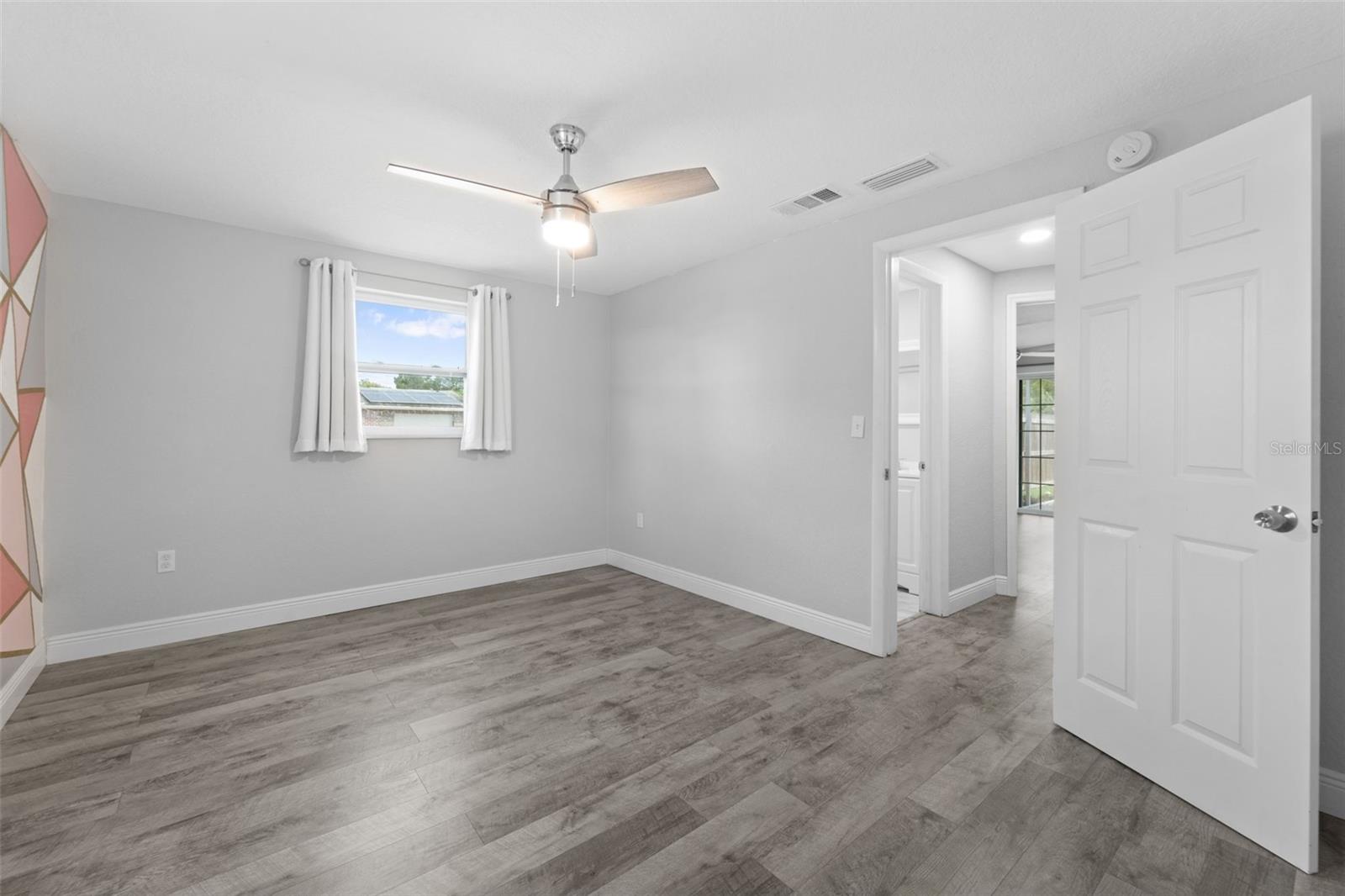 BEACON SQUARE - Residential