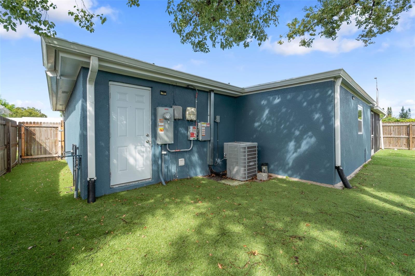 BEACON SQUARE - Residential