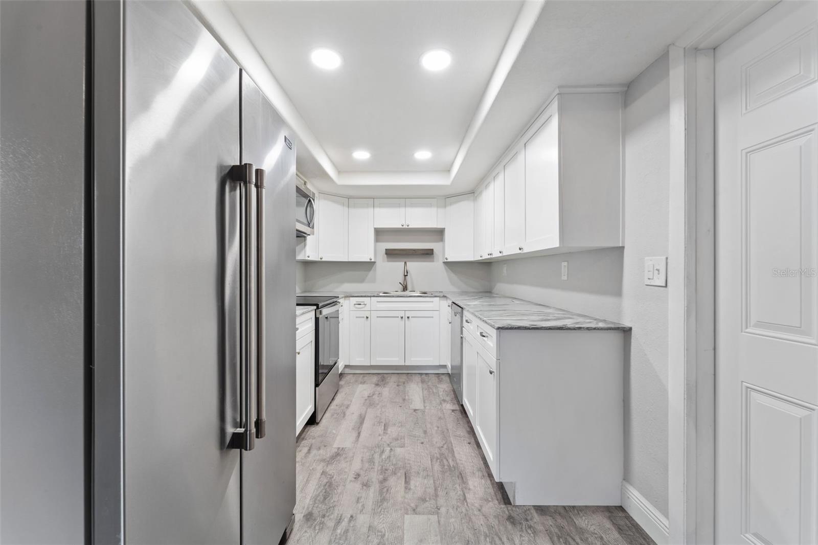 BEACON SQUARE - Residential