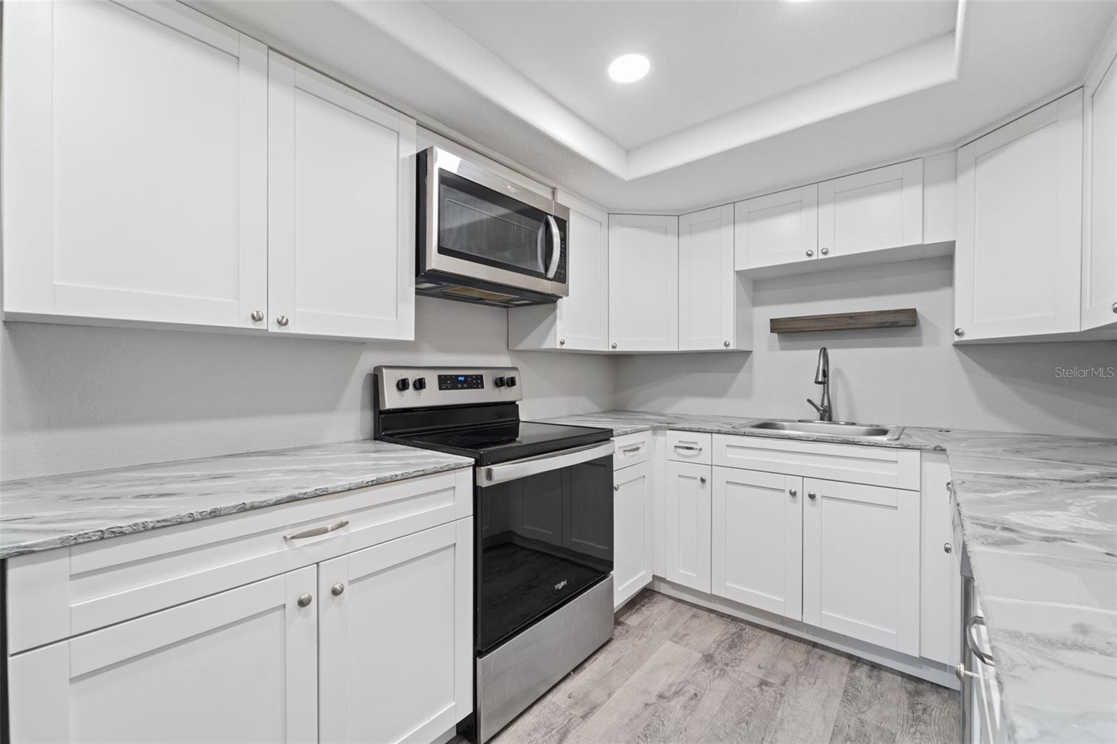 BEACON SQUARE - Residential