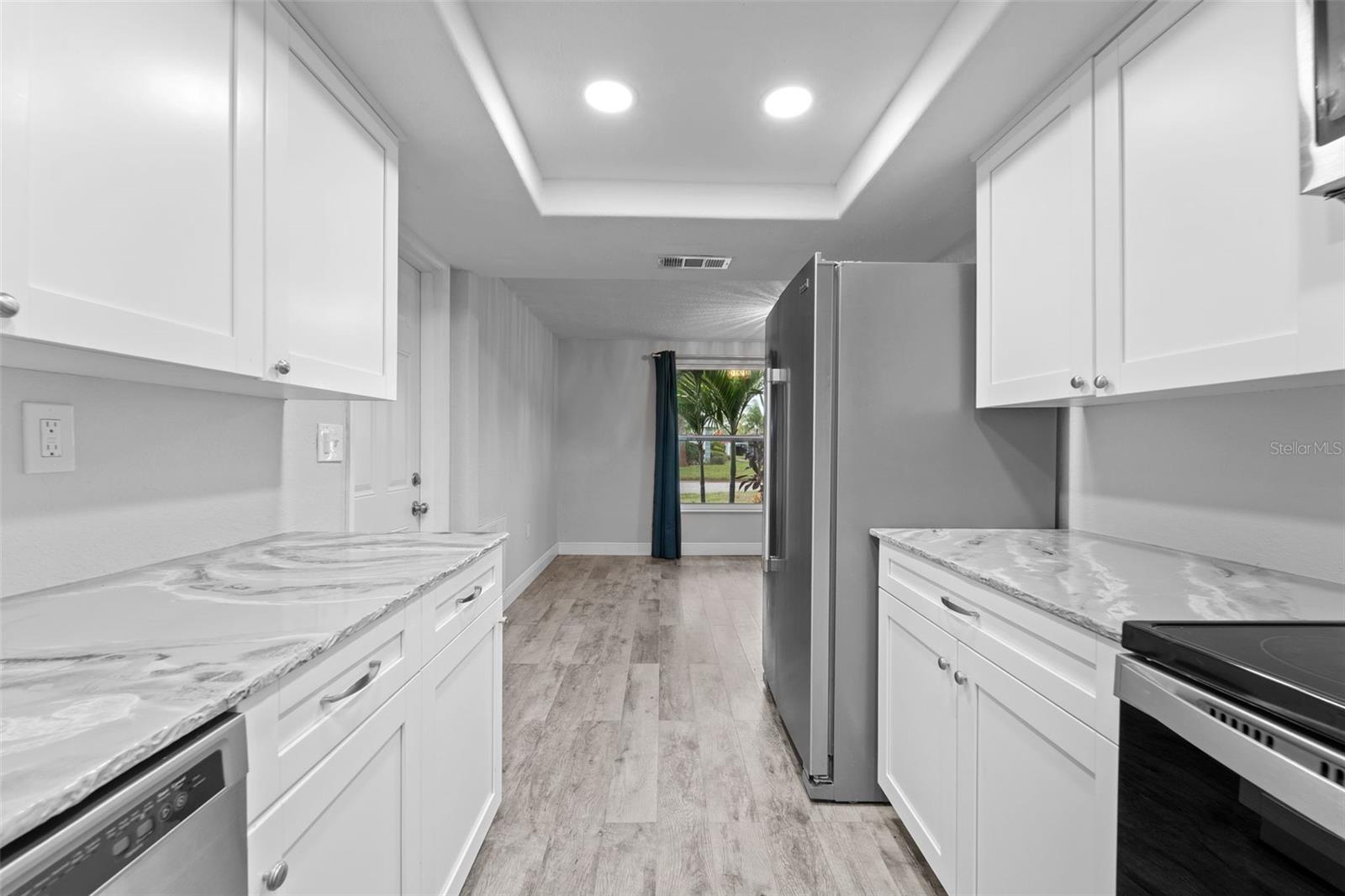 BEACON SQUARE - Residential