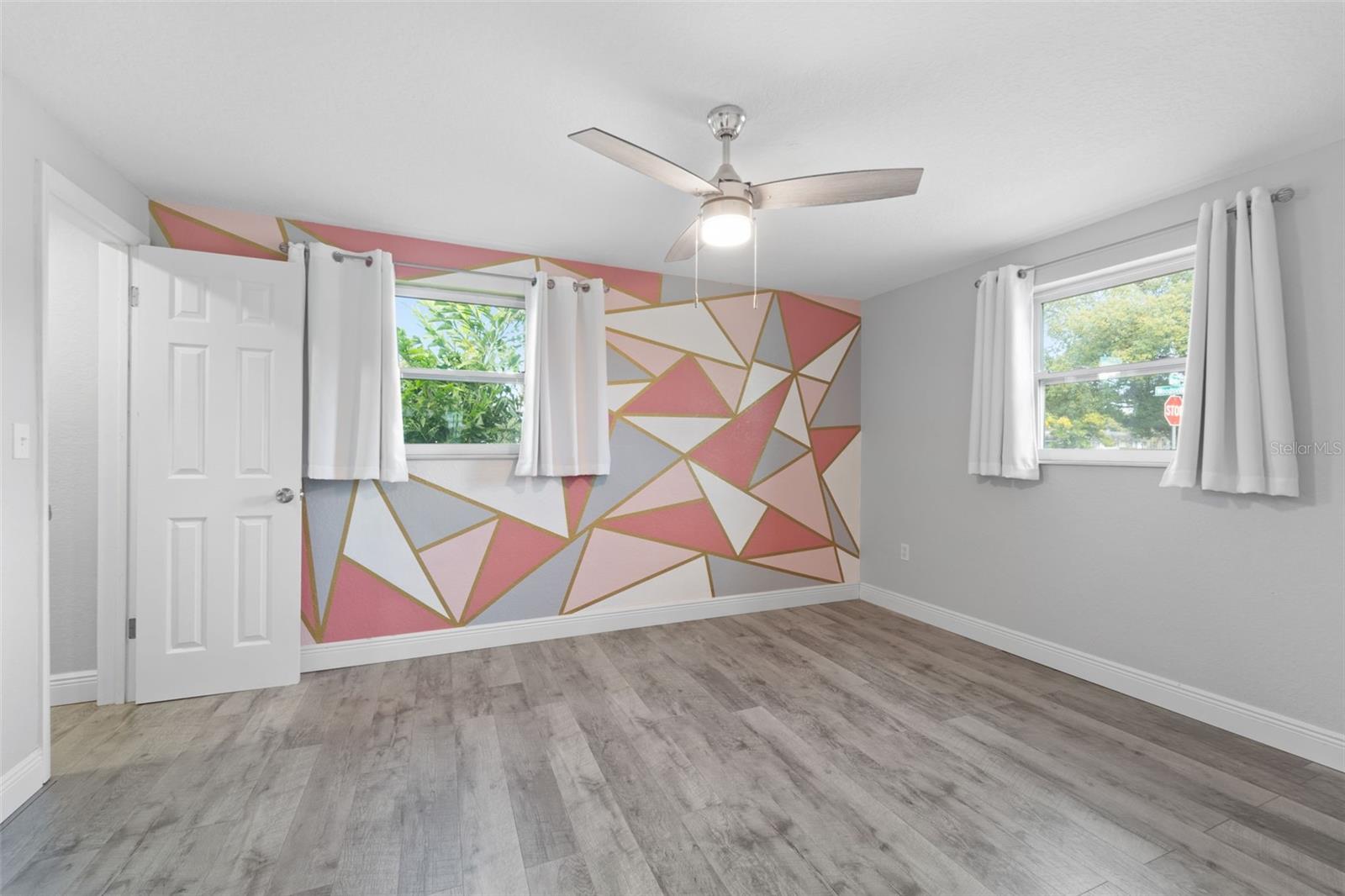 BEACON SQUARE - Residential