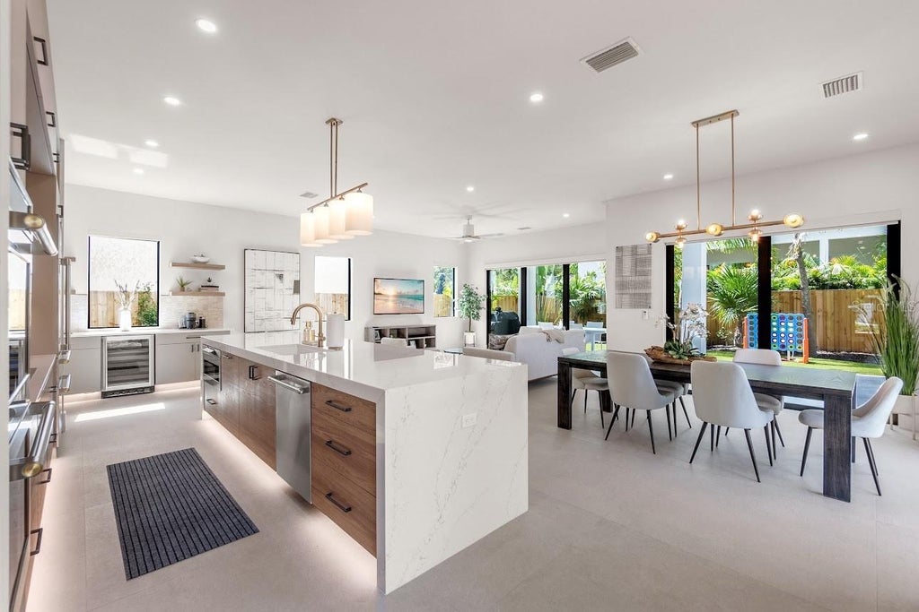 Photo of 2425 Temple Street, Sarasota, FL 34239 (MLS # A4707630)