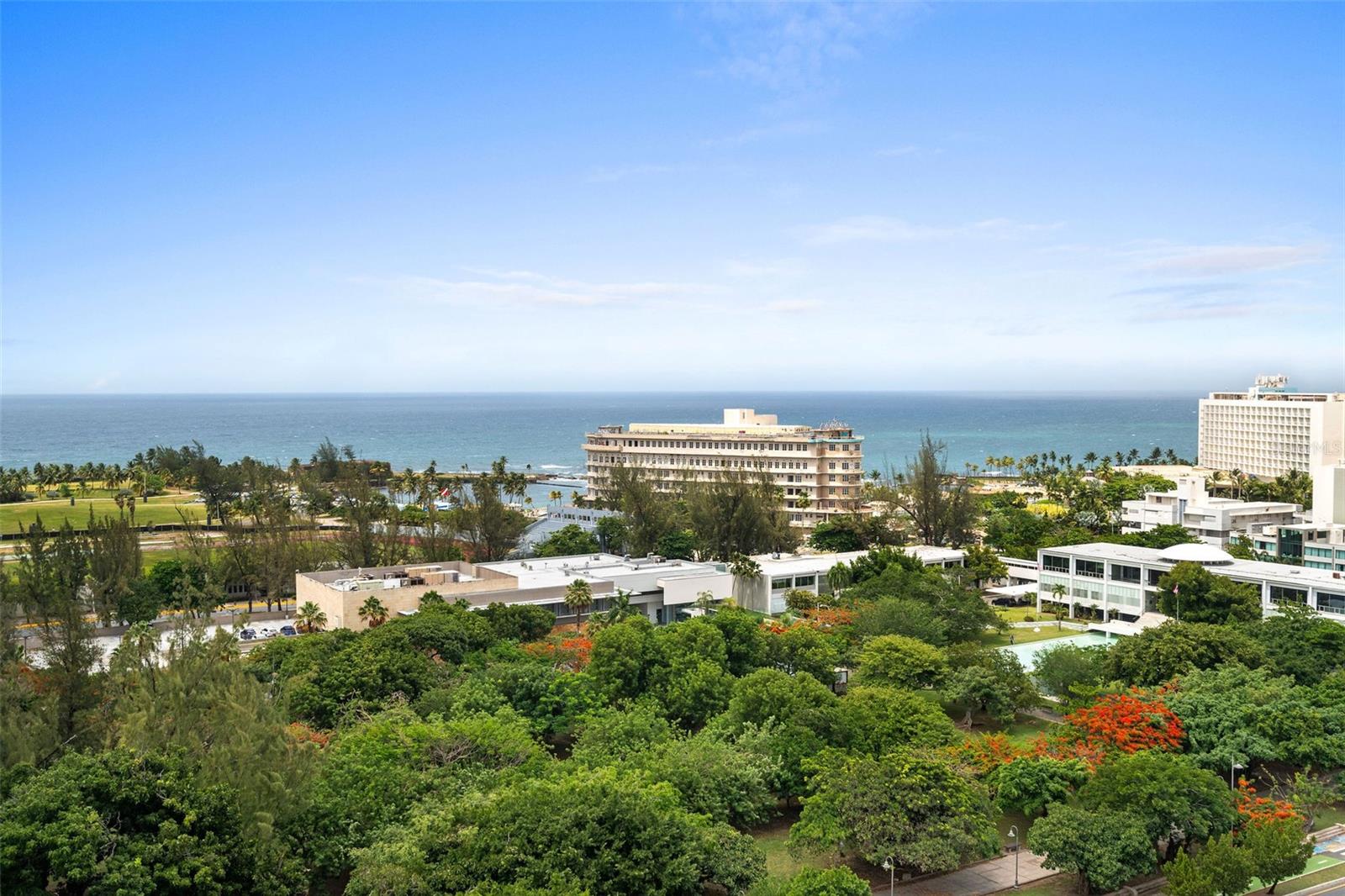 LE PARC CONDOMINIUM - Residential