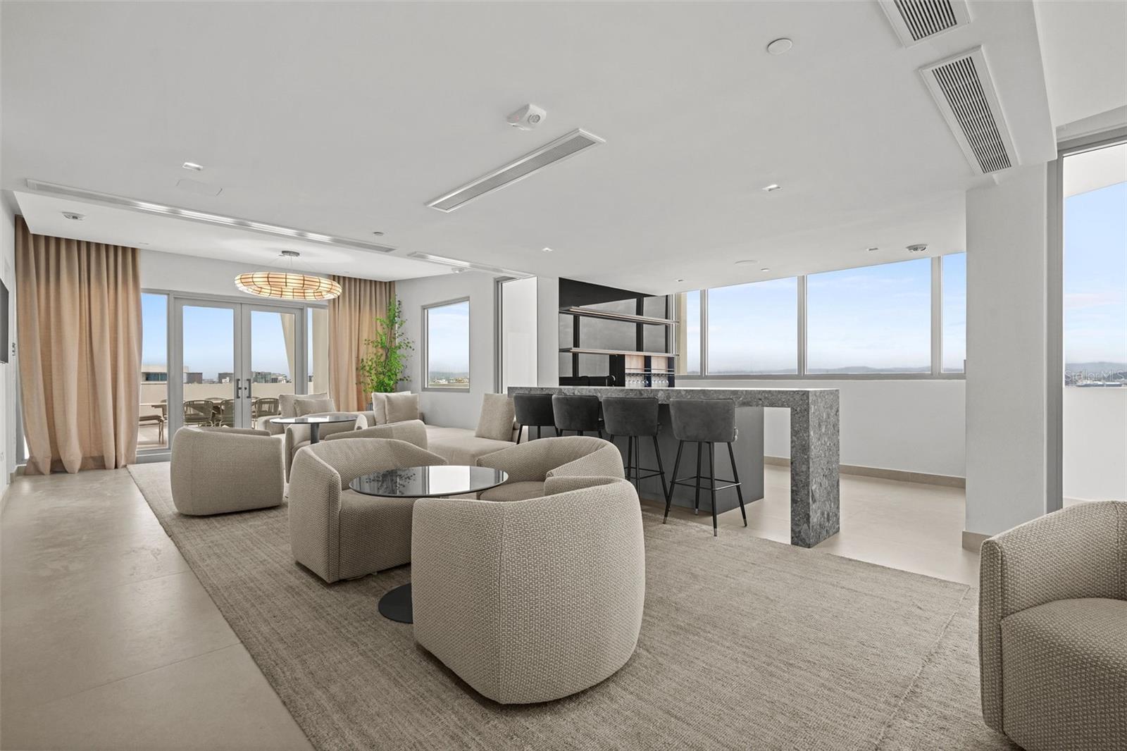 LE PARC CONDOMINIUM - Residential