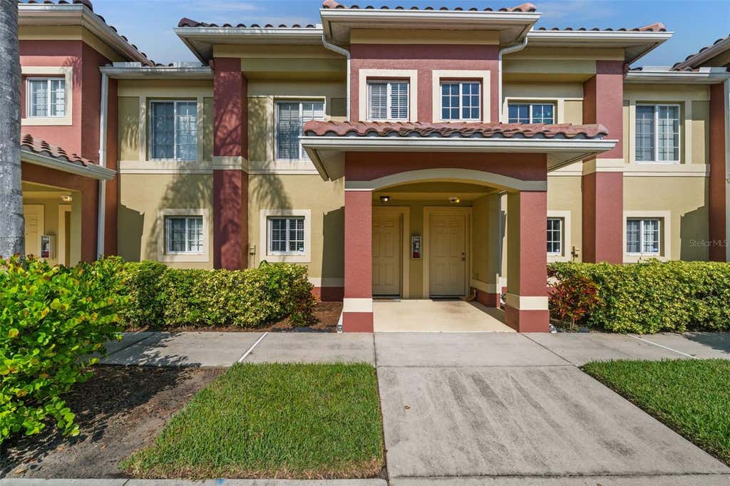 Photo of 9430 Ivy Brook Run #405, Fort Myers, FL 33913 (MLS # TB8535436)